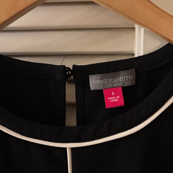 Vince Camuto Black Blouse with White Trim - Picture 2 of 5